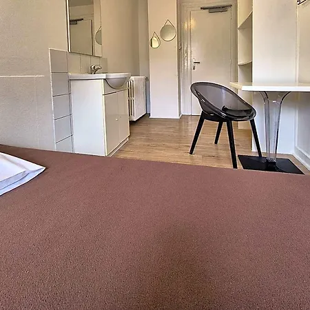 Budget Weber - Centre Gare Szálloda Strasbourg